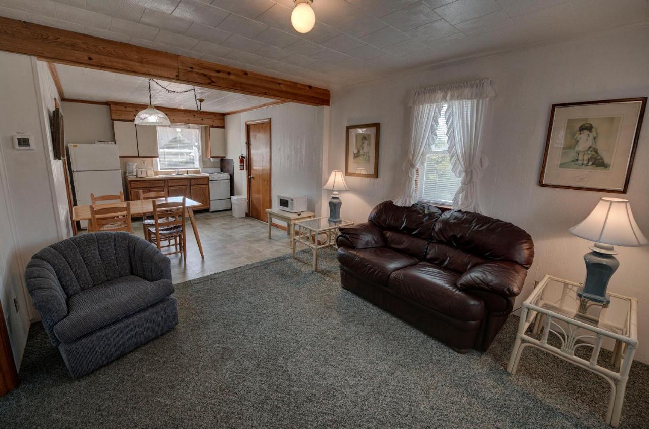Outer Banks Motel - Village Accommodations Buxton Exteriör bild